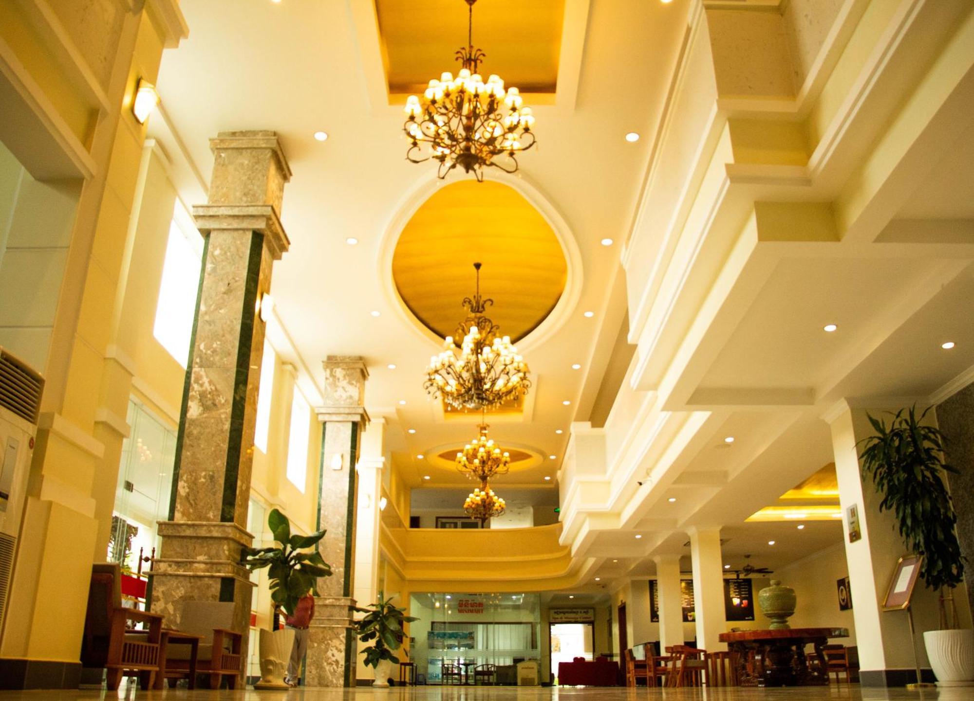 Pursat Riverside Hotel & Spa Exterior photo